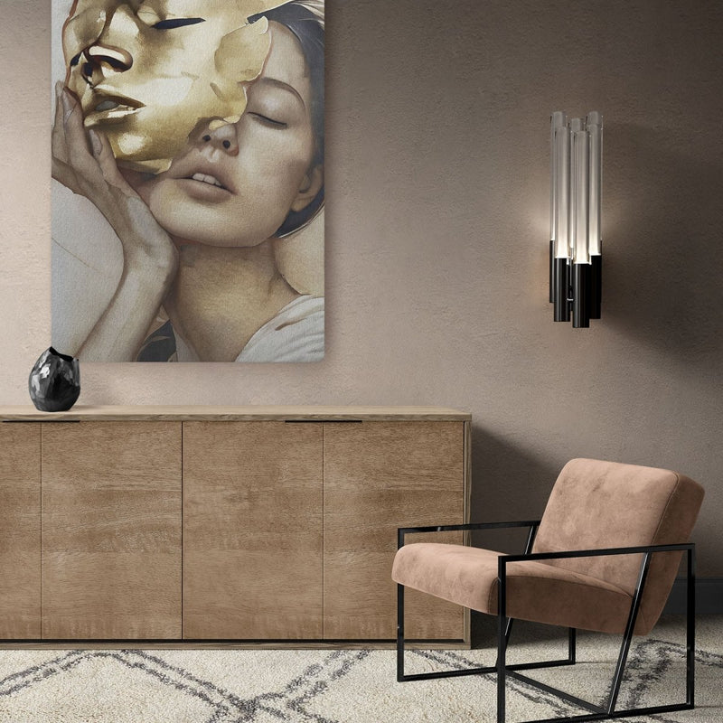 schilderij goud vrouw met subtiele accenten en veel details. 
