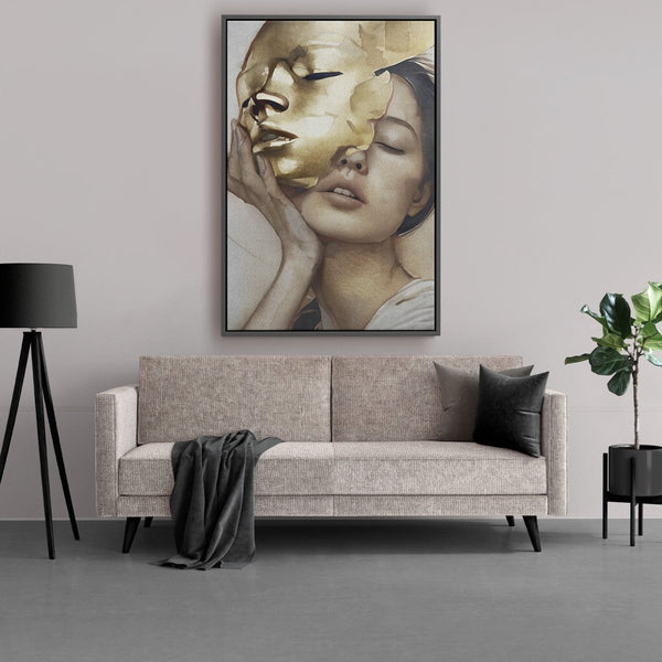 De vrouwen schilderijen uit deze collectie beelden allemaal een vrouwelijk portret uit met een andere emotie. Dit schilderwerk toont een vrouw met een gouden masker.