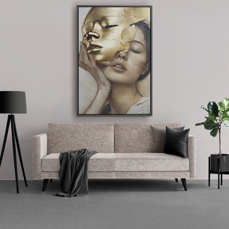 De vrouwen schilderijen uit deze collectie beelden allemaal een vrouwelijk portret uit met een andere emotie. Dit schilderwerk toont een vrouw met een gouden masker.