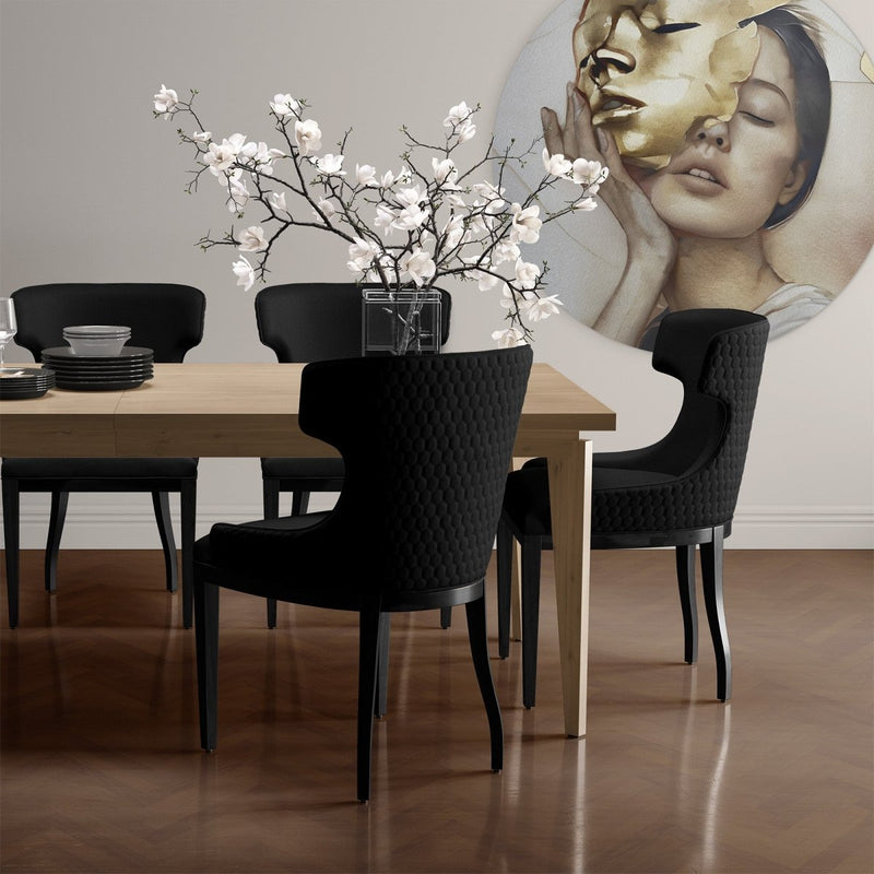 Dit schilderij heeft verfijnde gouden accenten en behoort tot de collectie schilderijen goud uit onze ontwerpstudio.
