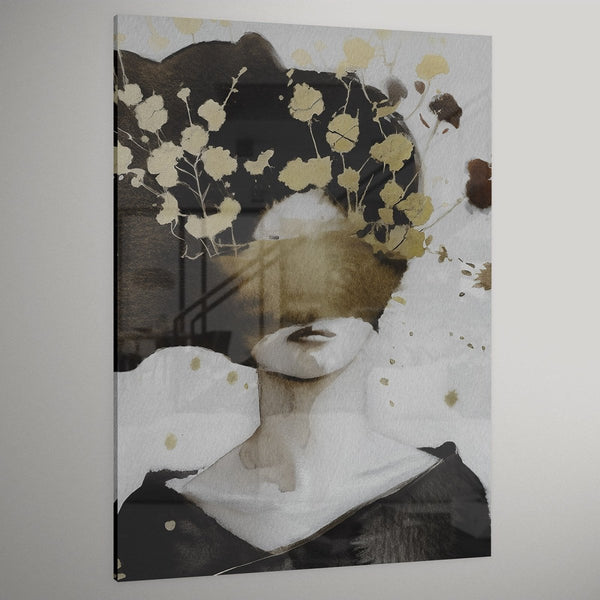Glanzend plexiglas kunstwerk, vrouwelijk portret met diepe texturen en gouden accenten