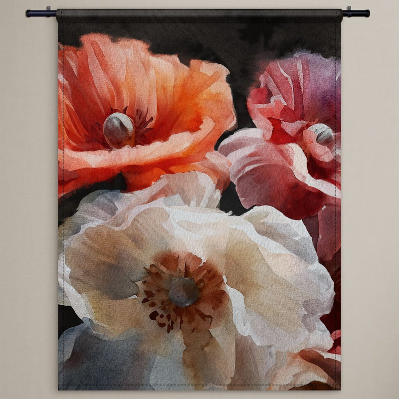 Groot wandkleed met klaprozen – zachte en elegante muurdecoratie met warme bloemkleuren en een mystieke uitstraling