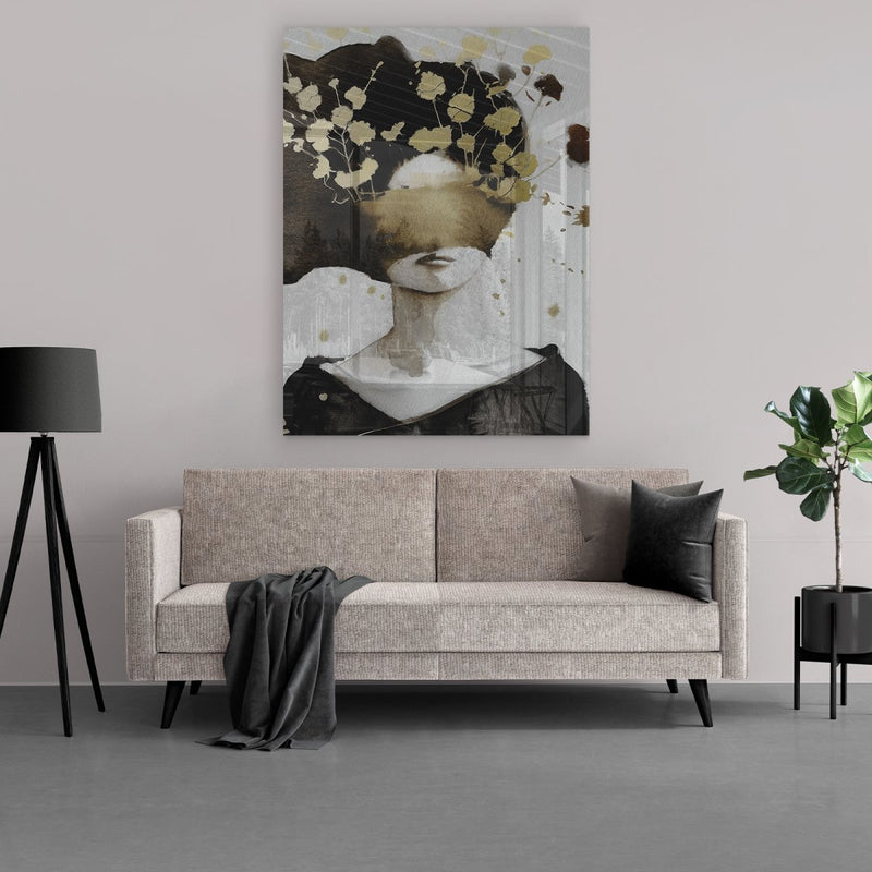 Het bladgoud schilderij zie je hier in de woonkamer hangen. De lichtval en de contrasterende kleuren geven het een chique uitstraling. 