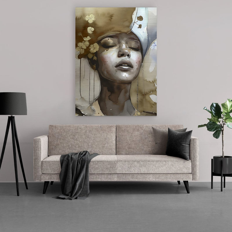 Op deze foto zie je een wabi sabi bank, een wabi sabi lamp, een wabi sabi schilderij. 