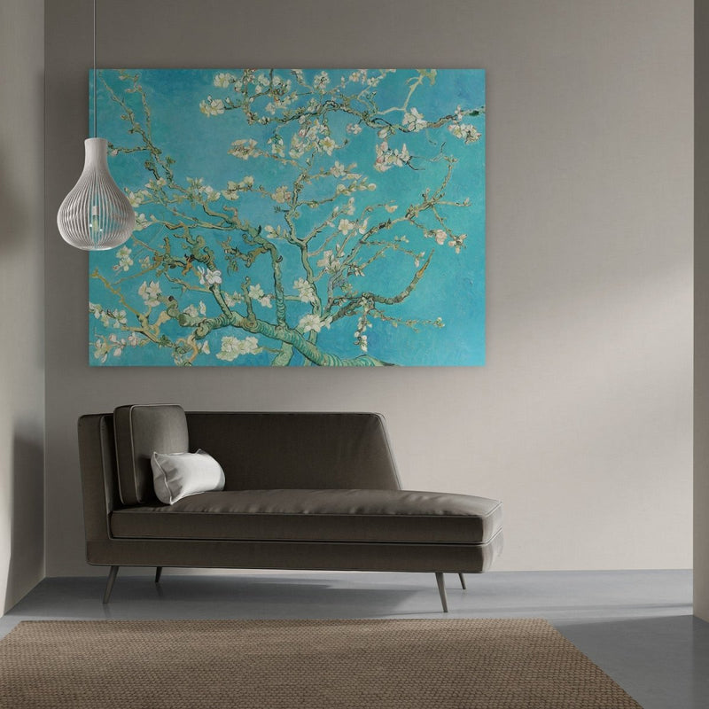 Deze dibond wanddecoratie van het Amandebloesem past perfect in dit Japandi interieur. 