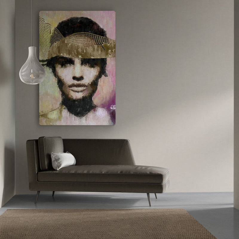 Hier hangt de kunst aan de muur in een Japandi woonkamer.