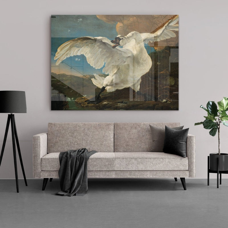 Een groot plexiglas schilderij van de bedreigde zwaan. Het werk hangt hier boven een bankstel in een minimalistische inrichting. 