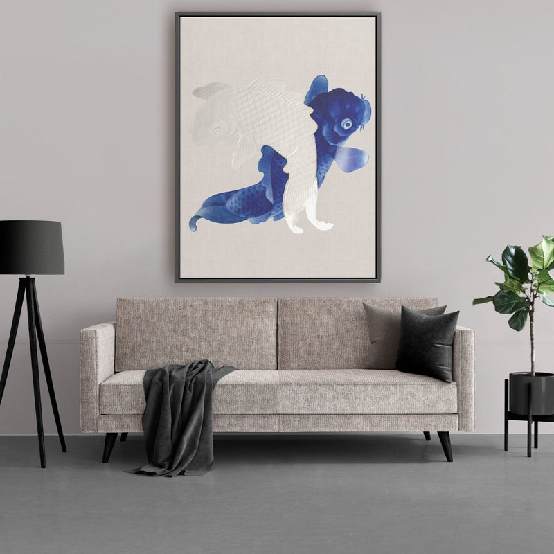 delfts blauw schilderij met daarop twee karper vissen op canvas met zwarte lijst